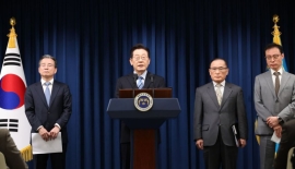 국회로 공 넘어간 '팩트시트'…與 "비준, 국익 부적합"vs野 "비준 절차 거쳐야"