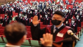 미제 늘고 인력 비고 공소유지까지 휘청…떠나는 검사들