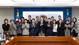 강훈식 "청년의 삶 변화시킬 정부될 것"…청년미래자문단 출범
