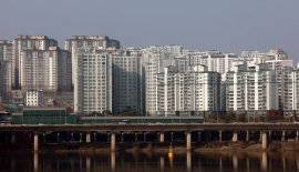 서울 경매 낙찰가율 4년만에 최고…토허제 피해 경매로[부동산AtoZ]