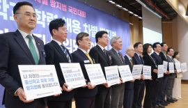 선거에 밀린 출차법…국교위원장·장관 지지에도 무산