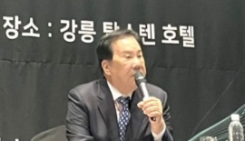 우오현 SM그룹 회장, 건설 현장소장과 1박2일 간담회…"위기일수록 기본부터"