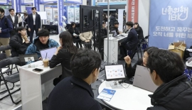 대기업 613만원·중소기업 307만원…임금 격차 여전