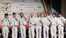 [주末머니]JYP엔터 '형·언니' 잘나가는데…숙제 안은 동생들