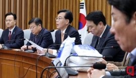 송언석 "이재명式 SNS 정치, 경제·외교 망쳐…자중자애 하길"