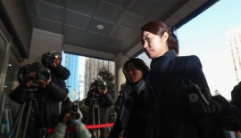 '공천헌금 의혹' 강선우 재소환…경찰, 신병 확보 검토