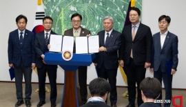 지방선거와 동시 개헌 찬성 59%…李대통령 지지율 소폭 하락 