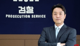 "국가 핵심기술 지키는 최후 수비수"…'특허괴물' 잡는 박경택 부장검사[인터뷰]
