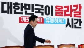 [폴폴뉴스]李대통령 지지율 69% '고공행진'…국민의힘 지지율 15%