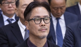 '제자 성폭행 혐의' 뮤지컬 배우 남경주, 불구속 기소…형사조정 불발