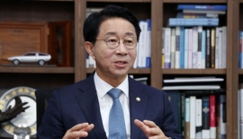 [인터뷰]국회의장 출마 조정식 "李정부 국정과제 입법, 연내 100% 처리"