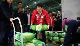 오세훈, 선거운동 첫 일정 '가락시장'…"서울시민 삶 시작되는 공간"