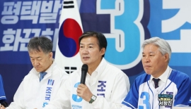 조국 "김용남 '대부업 의혹', 서울·영남 선거 악영향" 공세 지속