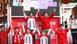 유승민, 하남서 이현재 후보 지원 유세…"하남 발전 완성할 적임자"