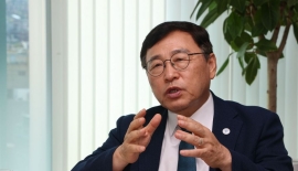 정근식 "초중고부터 대학까지 '마음건강 안전망' 이어져야"[마음건강 사각지대, 대학⑨]