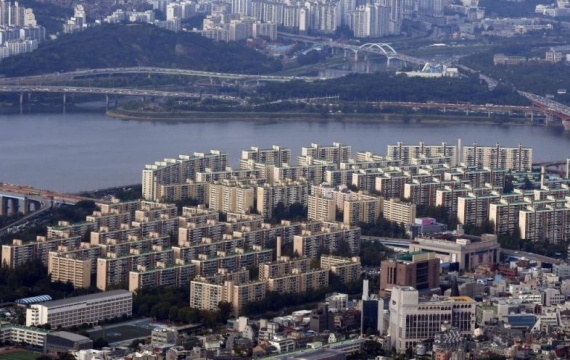 '시총 300조' 강남구 아파트…도봉은 27조 '주거 양극화'
