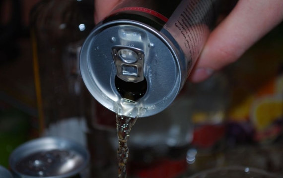 술·담배 안했는데 '혈압 254' 뇌졸중 쓰러진 50대…매일 8개씩 마신 '이것' 때문