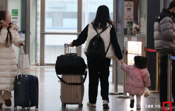 Six Out of Ten Companies to Take Five Days Off for the Lunar New Year Holiday