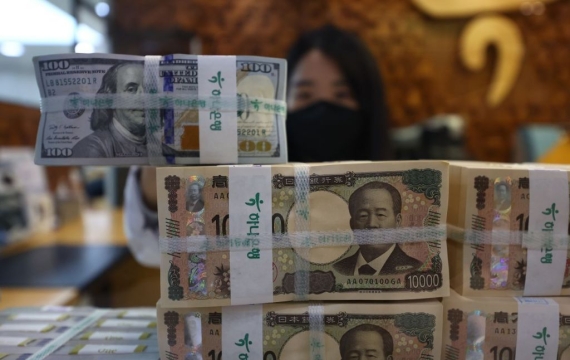 美 금리 인하 기대감 줄어들자…엔화, 이달 '최악' 하락세