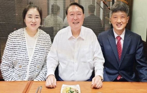"지금은 김문수가 주인공"…尹탈당한 날 국힘 전격 입당 신청한 김계리