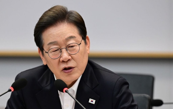 이재명 "주 4.5일제 기업 지원"…'용광로' 선대위 구성