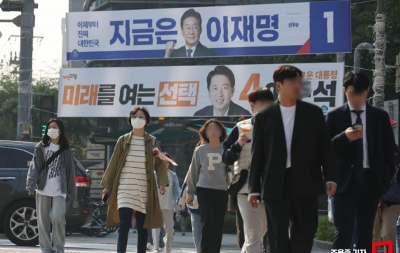 현수막 찢고 유세차량 테러까지…'선거 방해' 속출
