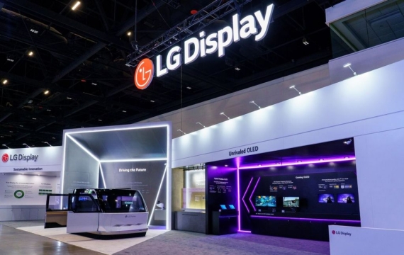 LG디스플레이, 애플 매출 의존도 5년째 심화…수익 다각화 시험대