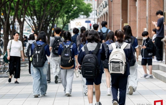 "우리 애 실패자 되면 어쩌나"…사교육 시장 누가 키웠나 봤더니