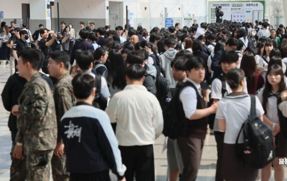 "4년제가 아니어서…"月167만원 버는 청년들