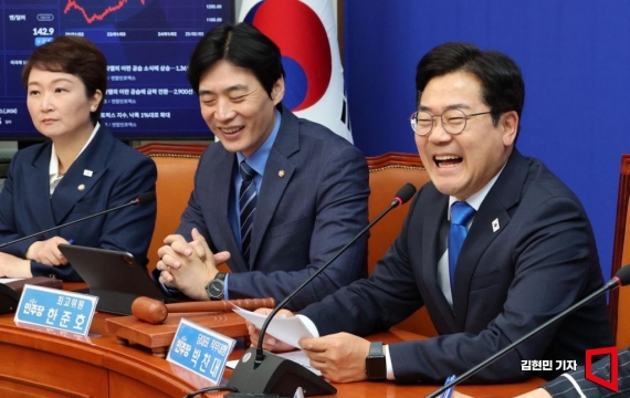 '임기 끝' 박찬대 "2기 원내지도부 내란종식·민생회복 완수할 것"