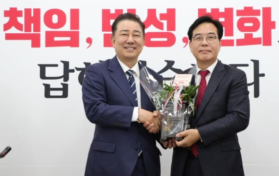 김병기, 국힘 김용태·송언석 예방…"與, 협치할 준비 돼있다"