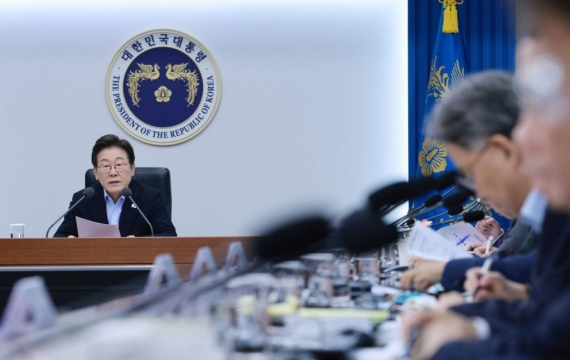 이재명 대통령 "노동시장 양극화 고착화, 근본적 변화 필요"