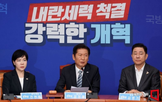 정청래, 쟁점 법안 강경 모드 시동…얼어붙은 정국  