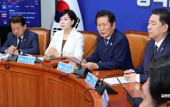 정청래, 국힘 전당대회 비난…"반쪽 반당대회냐, 내란옹호 잔당대회냐"