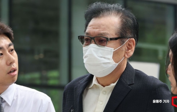 김건희특검, 건진법사 소환 조사…구속후 6차례 소환