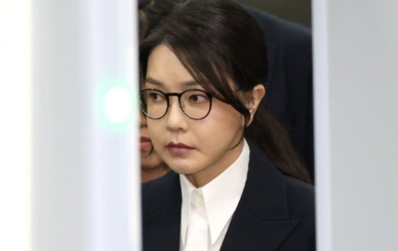 김건희특검 "사욕 위해 법치시스템 파괴"…'매관매직 의혹' 수사 본격화