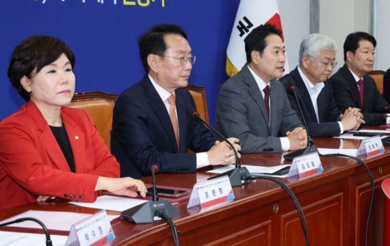 국민의힘, 부동산 대책 투트랙 가동...공급책 묘안 나올까