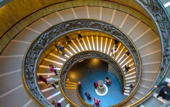 "눈이 휘둥그레, 딴 세상이 펼쳐진다"…'보석' 같은 공간들 [world photo]