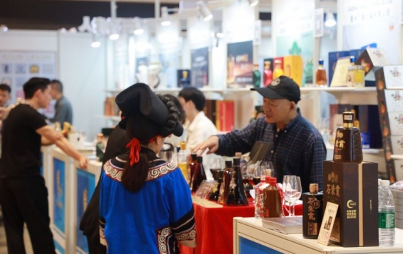 "큰 장 섰다"…관세 전면 폐지한 홍콩韓은 존재감도 없네