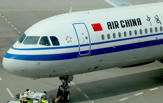 "일본 가지마" 中 정부 말 떨어지자…일본행 항공권 사흘 만에 49만건 취소