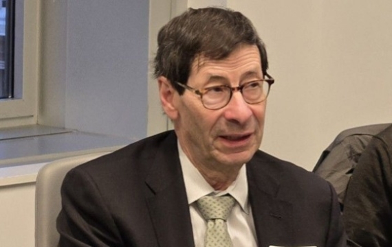 "한미 협상은 美에 바친 조공…대미 투자로 원화 약세 고착화"