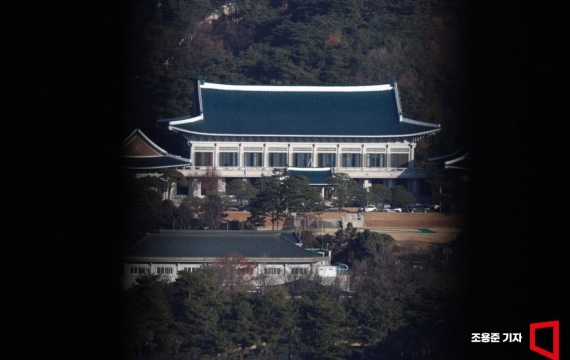 Even After Returning to the Blue House, 'Daengdaeng Run' Will Continue... Presidential Security Service to Limit Random Checks