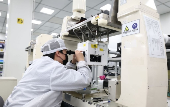 [르포]“수술실보다 정밀하게”…한화시스템 구미서 본 'K무기체계의 두뇌'