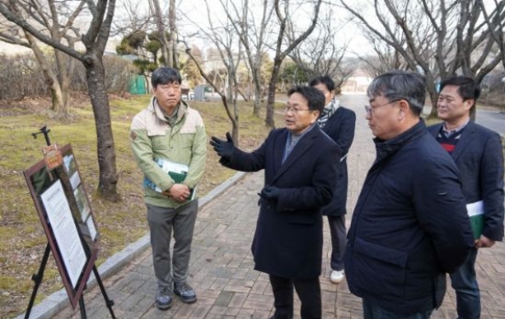 北선물 풍산개 곰이 있는 곳…'판다 오나?' 광주시 우치동물원 점검