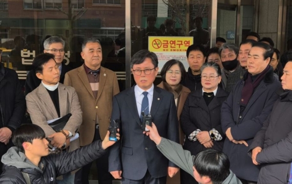 '선거법 위반' 안도걸 의원, 1심 무죄…당선 무효 모면