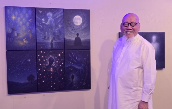 [Gallery Walk] The Technology That Calls the Stars Again... Why Has Yun Dongju's Poetry Met AI Now?