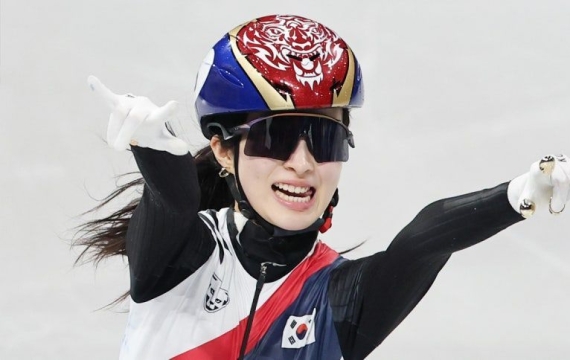 '韓 유일한 다관왕' 김길리, 동계올림픽 한국선수단 첫 MVP 영예