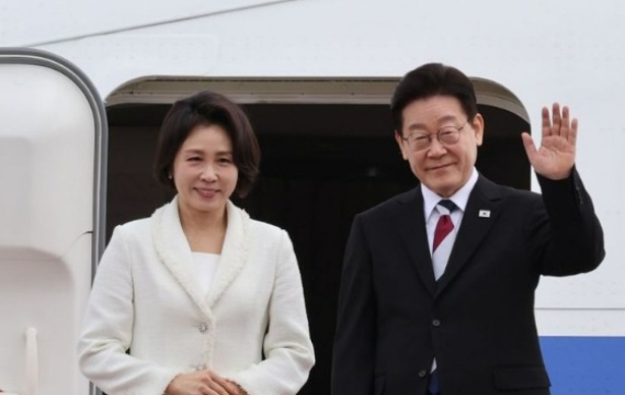 李대통령, 싱가포르로 출국…이란 사태엔 '비상대응 체제' 유지 지시