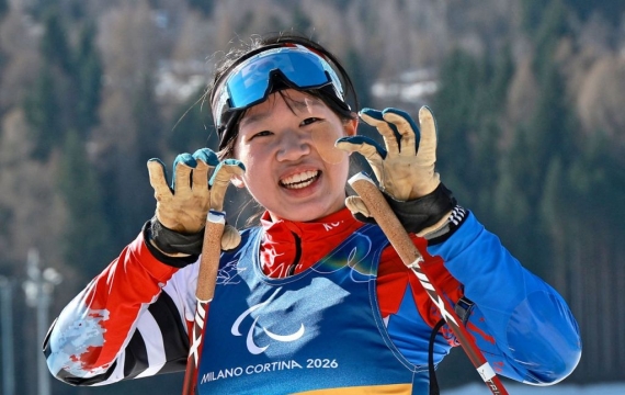 김윤지, 패럴림픽 바이애슬론 금메달…韓 여자 선수 최초 역사