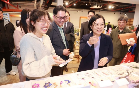 한성숙 "가치 있는 소비에 동참"…전주서 동행축제 개막 선포